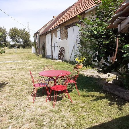 Gite De Gravelle Chavin Exterior foto